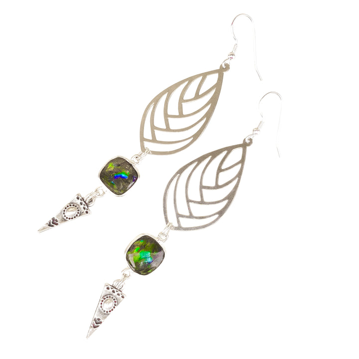 BOHO GRID POINTY EARRINGS