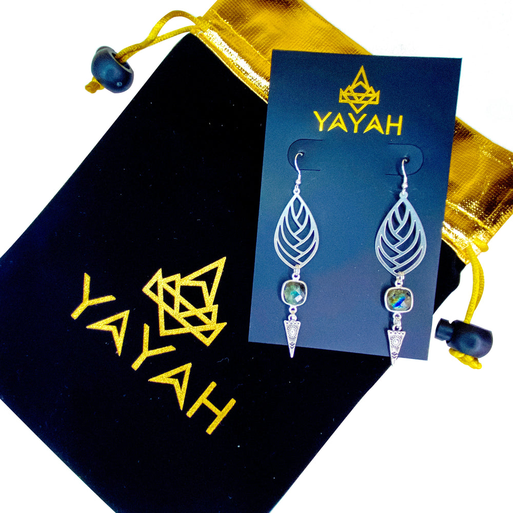BOHO GRID POINTY EARRINGS