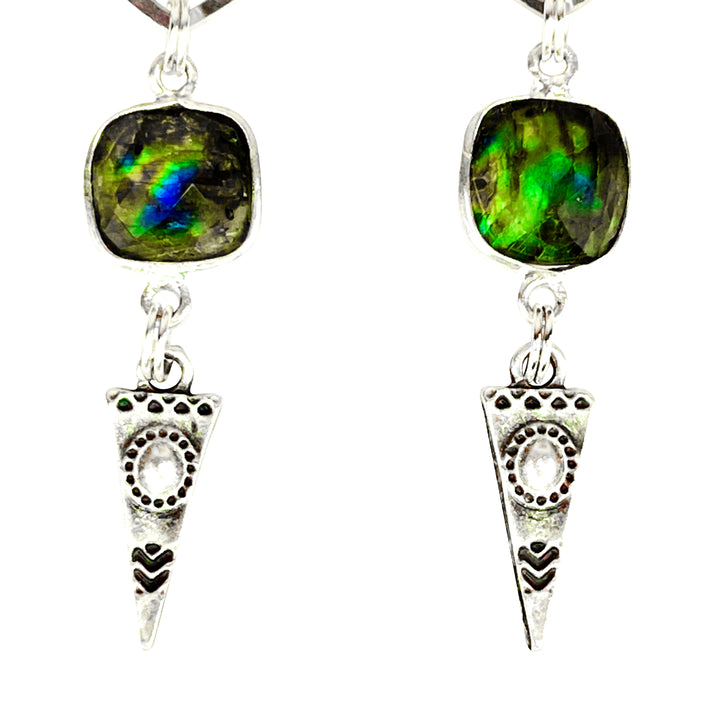 BOHO GRID POINTY EARRINGS